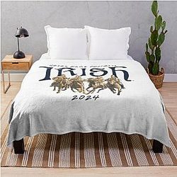 Notre Dame Fighting Irish 2025 Throw Blanket