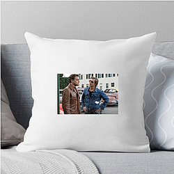 Once Upon a Time in Hollywood won two Oscars Once Upon A Time In Hollywood Pillows Cover