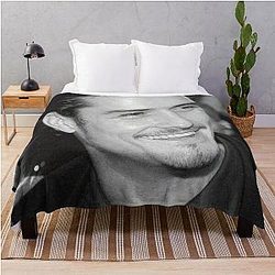 Young Orlando Bloom Throw Blanket