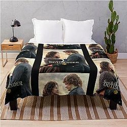 Outlander - Jamie and Claire Fraser - Diana Gabaldon 6 Throw Blanket