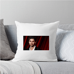 Versatile Actor Patrick Schwarzenegger Pillows Cover