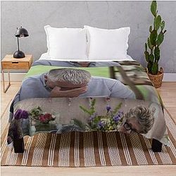 Funny meme moment Paul Hollywood Throw Blanket