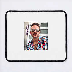 Pedro Capó sings Latin pop Pedro Capó Mouse Pads