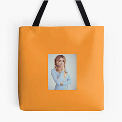 Breakout Actress Peyton List Bags