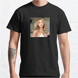 Silver Screen Goddess Peyton List T-Shirts