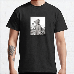 Glamorous Diva Pom Klementieff T-Shirts