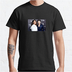 Priyanka Chopra Jonas Signature Priyanka Chopra Jonas T-Shirts