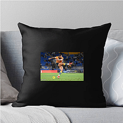 Game Manager Quade Cooper Pillows Cover
