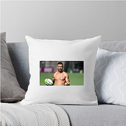 Offensive Commander Quade Cooper Pillows Cover
