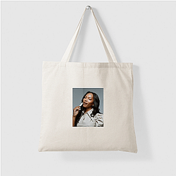 Social Influencer Quenlin Blackwell Bags