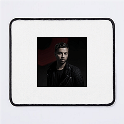 Quintino performs Big Room Quintino Mouse Pads