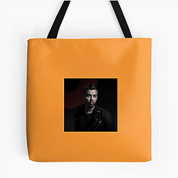 Quintino performs Big Room Quintino Bags