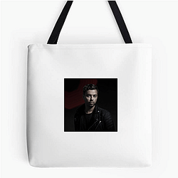 Quintino performs Big Room Quintino Bags
