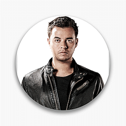 Quintino produces EDM music Quintino Pins