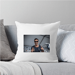 Quintino is ranked Top 100 Quintino Pillows Cover