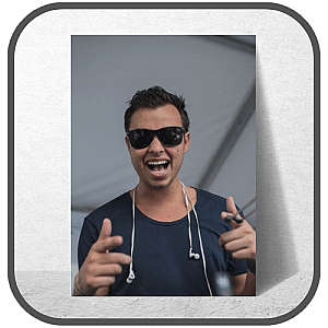 Quintino Posters