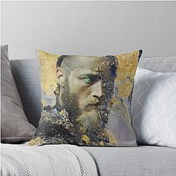 The Weight of Power - Ragnar Lothbrok Throw Pillow Cover