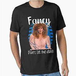 Art - Reba McEntire Essential T-shirt