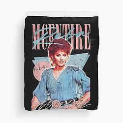 Art by Reba McEntire Duvet Cover