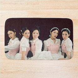 Red Velvet Feel My Rhythm Bath Mat