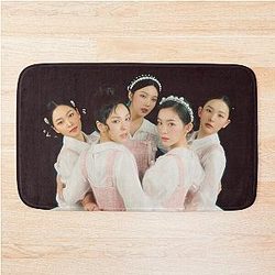 Red Velvet Feel My Rhythm Bath Mat