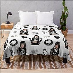 Seulgi Red Velvet Throw Blanket