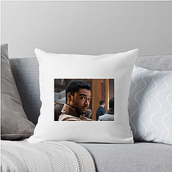 Versatile Actor Rege Jean Page Pillows Cover