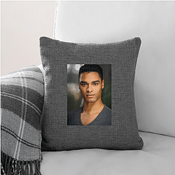 Academy Award Winner Rege Jean Page Pillows Cover