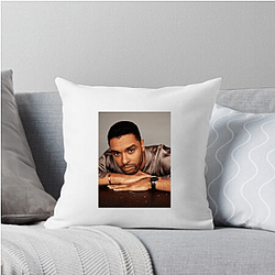 Silver Screen Hero Rege Jean Page Pillows Cover