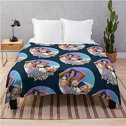 Cheese dogs Throw Blanket
