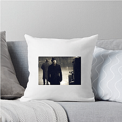 Road to Perdition won an Oscar for Best Cinematography Road To Perdition Pillows Cover