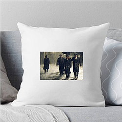 Road to Perdition is based on a graphic novel Road To Perdition Pillows Cover