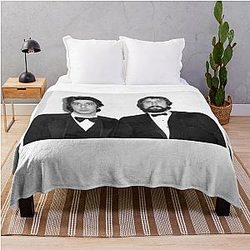 Robert De Niro and Al Pacino Throw Blanket
