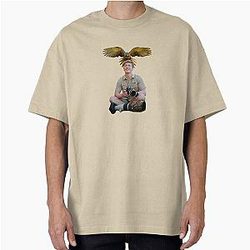 Robert Irwin with a Parrot T-Shirt