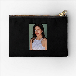 Red Carpet Queen Sasha Calle Zipper Pouches