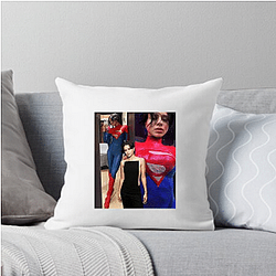 Leading Lady Sasha Calle Pillows Cover