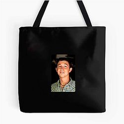 Scotty McCreery has had several number one hits Scotty Mccreery Bags