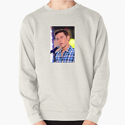 Scotty McCreery is known for his deep voice Scotty Mccreery Sweatshirts