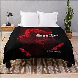 Grand Patron Seether T Shirt Classique Throw Blanket