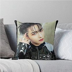 Ateez Seonghwa Throw Pillow