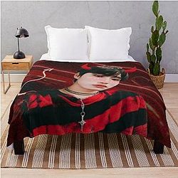 Ateez Seonghwa Throw Blanket