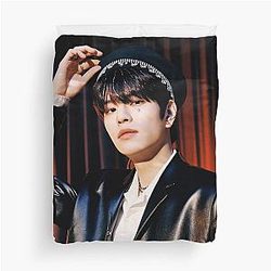 Stray Kids Seungmin Duvet Cover