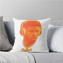 Shedeur Sanders Cleveland Browns Necklace Headshot Throw Pillow