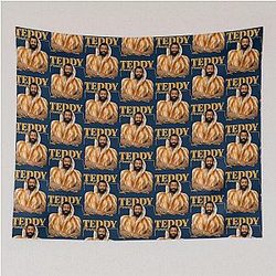 Symmetrical Arcs with Bold Shinedown Tapestry