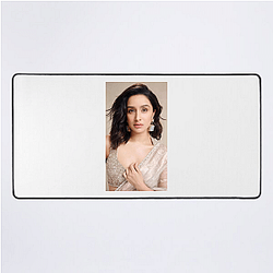 Red Carpet Queen Shraddha Kapoor Mouse Pads