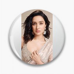 Red Carpet Queen Shraddha Kapoor Pins