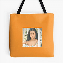 Hollywood Starlet Shraddha Kapoor Bags