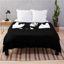 Sidney Prescott Classic Throw Blanket
