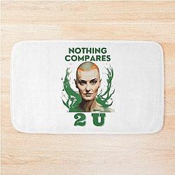 Sinéad O'Connor in Classic T-Shirt Bath Mat