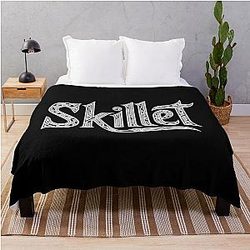 Skillet Band Throw Blanket